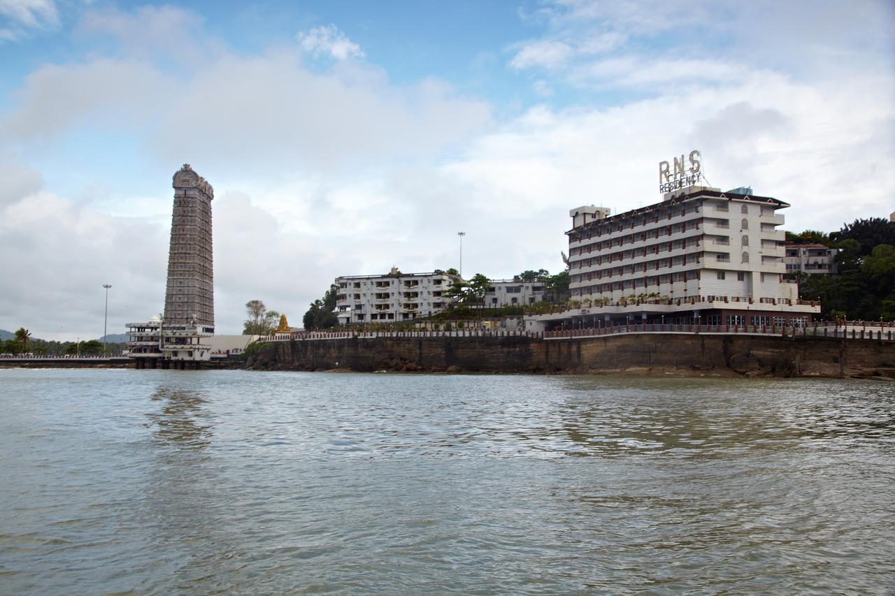 Hotel RNS Residency Sea View Māvalli Exterior foto